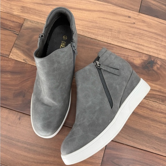 Dreams Pairs Women's Wedge Heel Ankle Boot Round Toe Size Zip Platforms Skeakers - Picture 4 of 11